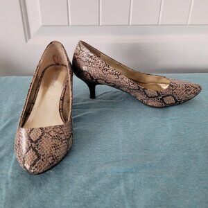 Old Navy Pumps ~ Size 7